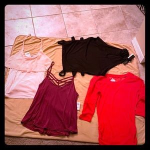 Assorted Styles NWT Top Bundle-Medium